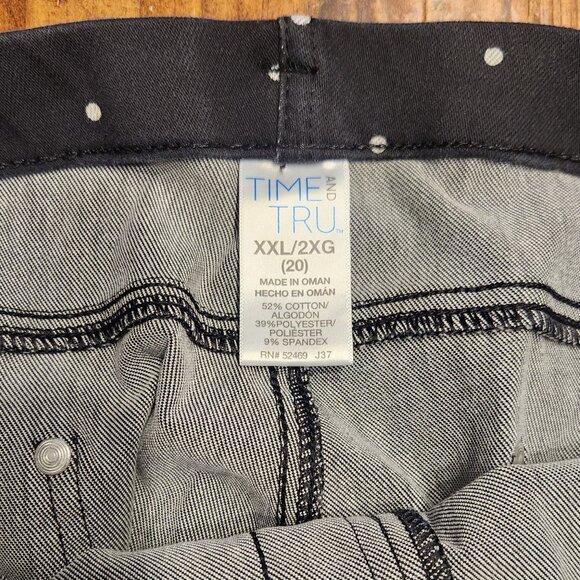 Women's Time and Tru Black & While Polka Dot Jeans - Size XXL (20) - Picture 4 of 4